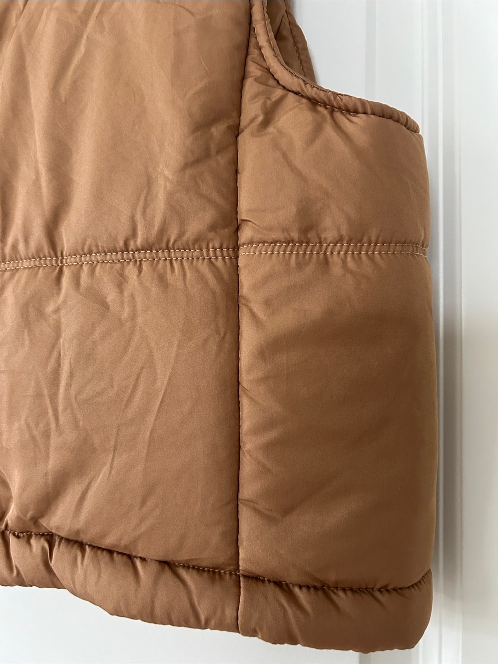 Thread & Supply Issy Puffer Vest Sz M w MEASUREMENTS Cropped Style Caramel Colot - Picture 7 of 12